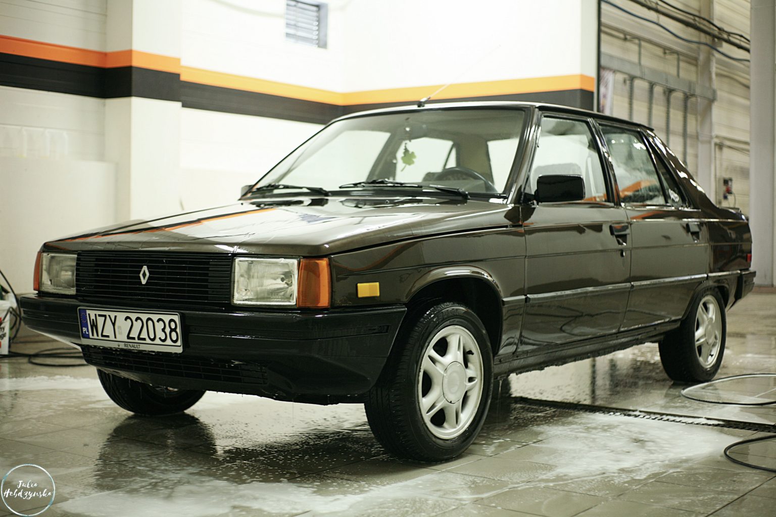 Renault 9 silnik, spalanie, wyposażenie NaprawKlasyka.pl